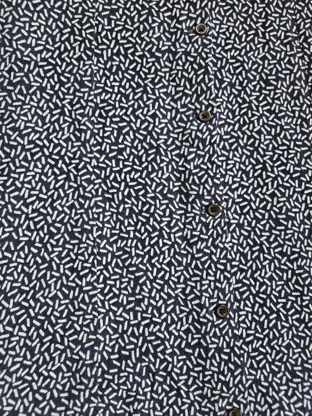 Kleider: Robe courte taille S  – Gebraucht aus Vétroz von sas_yln5 1