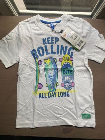 T-shirt 110 neuf