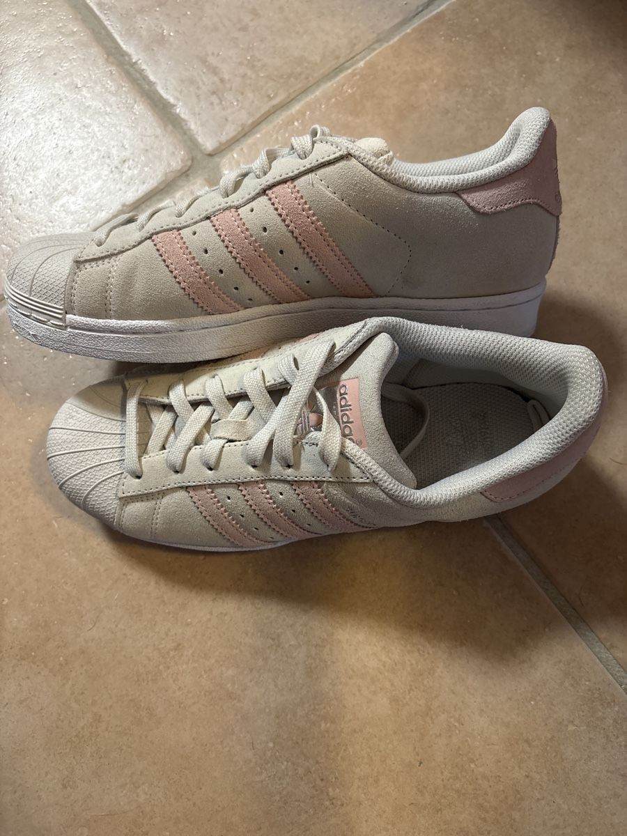 Scarpe da donna: Adidas Superstar – Nuovo (secondo la descrizione) da Spreitenbach venduto da ila_7dfn 1