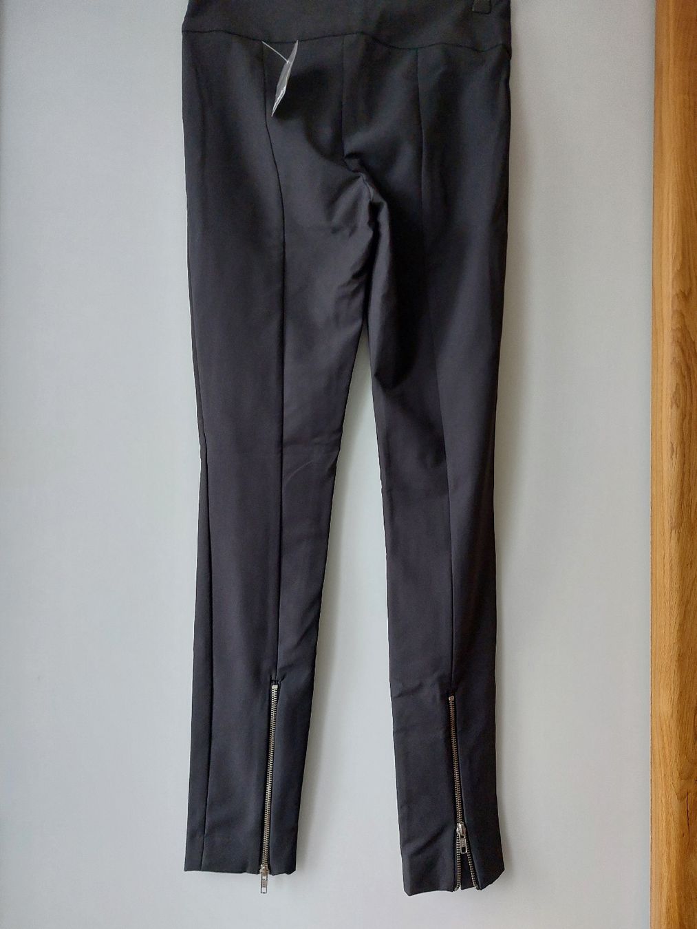 Malene Birger Pantaloni: Hose Malene Birger Gr.38 – Nuovo e nell'imballaggio originale da Hausen AG venduto da ZIR02 2