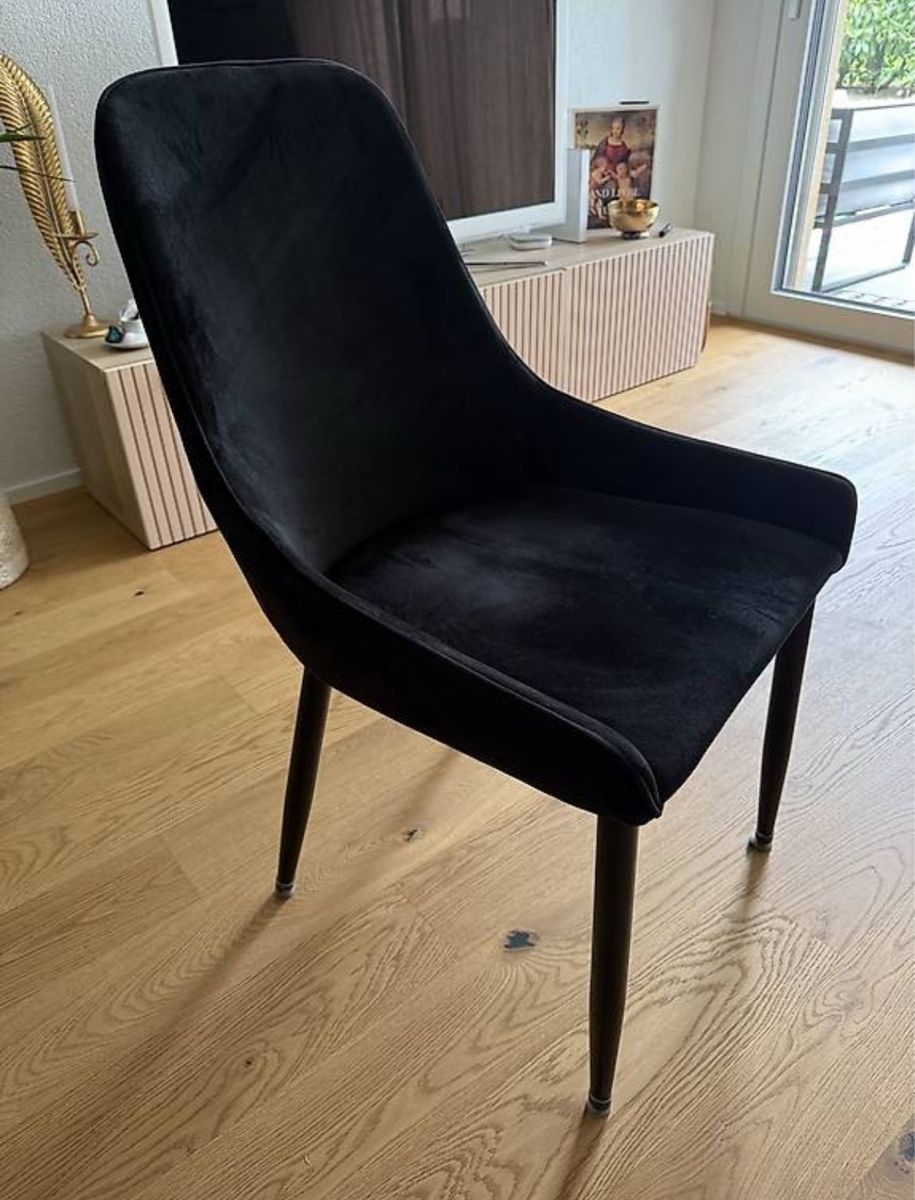 Sedie: 7 schwarze Velours Esszimmer-Stühle – Usato da Feldbrunnen venduto da ViRi77