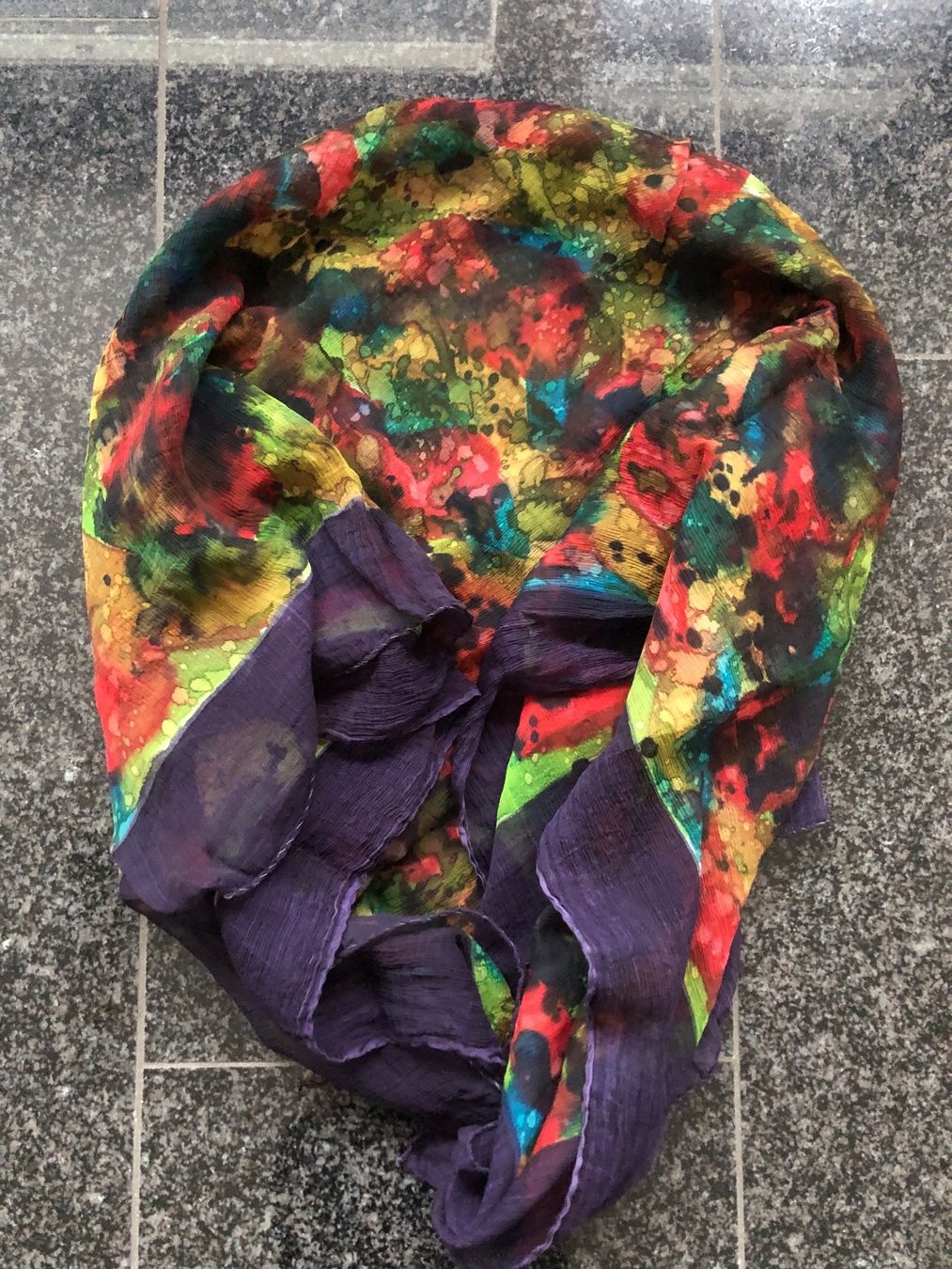 Foulard & Sciarpe: Schal  104 cm x 108 cm – Usato da Wettswil venduto da haddy91