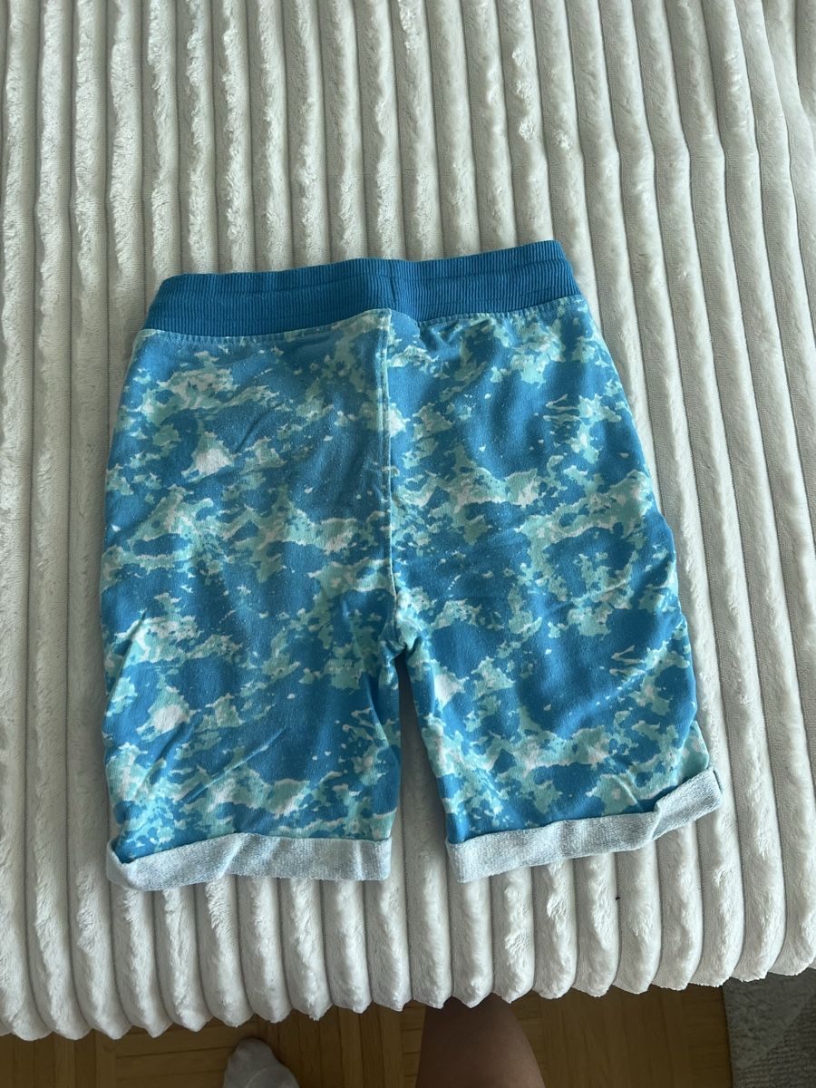 Pantaloni: SHORTS TÜRKIS GR 128 – Usato da Basel venduto da theo-g77 3