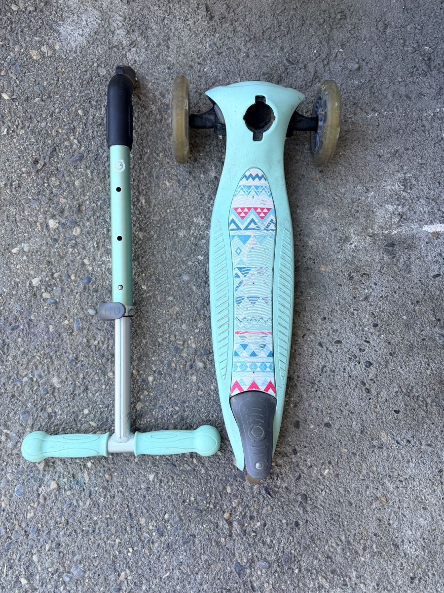 Globber Kickboard: Kinderroller Globber Mint Grün 3 Räder gebraucht – Gebraucht aus Hindelbank von Kaktus130 6