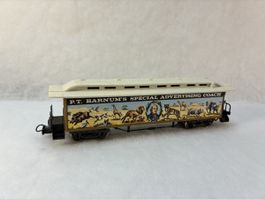Rivarossi HO P.T. Barnum's Special Advertising Coach