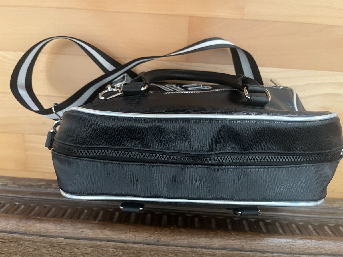 Fila Borse da donna: Fila Tasche , schwarz/ Silber – Usato da Uetikon am See venduto da erz13 6