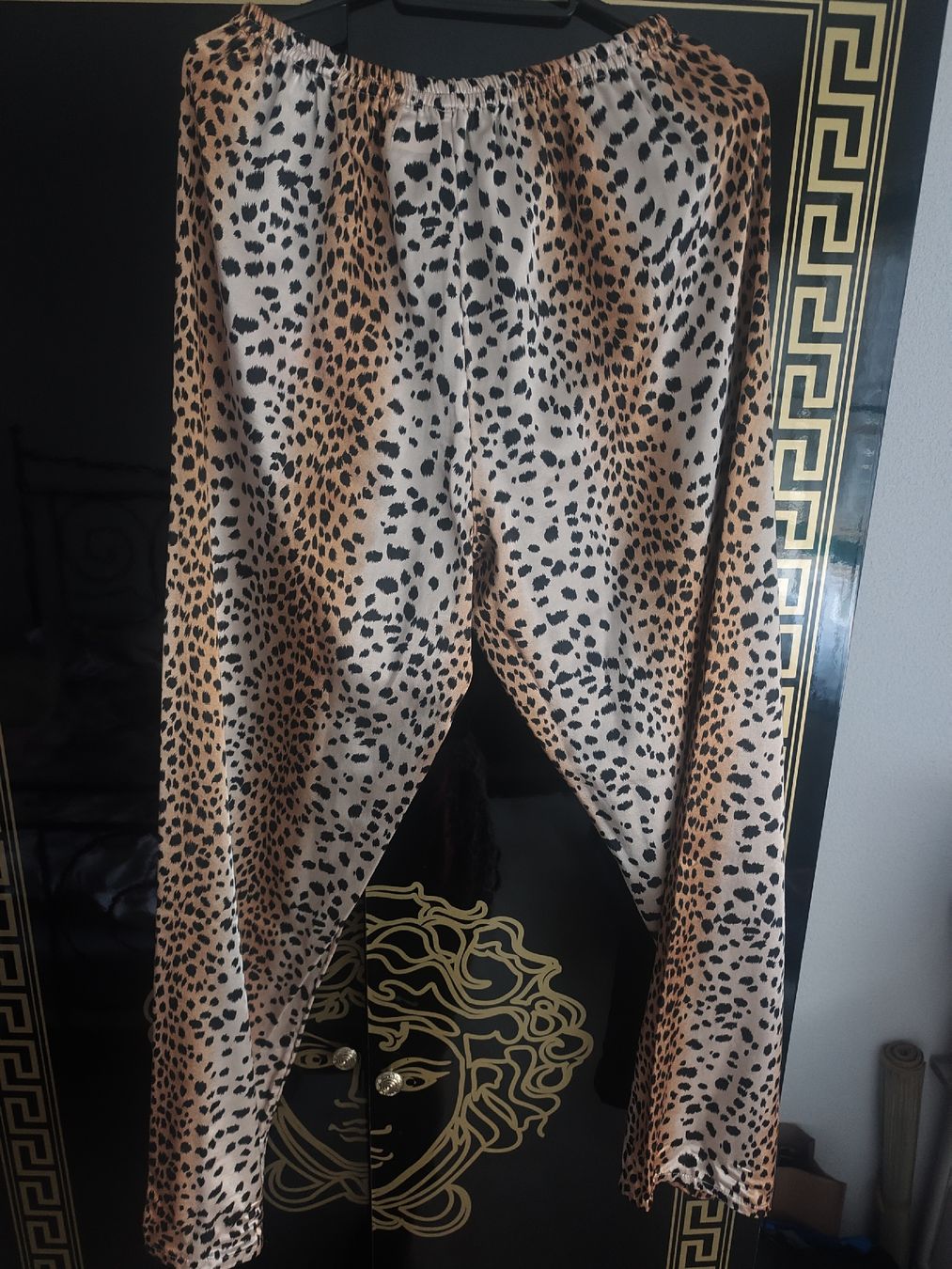 C&A Negligees & Pigiami: Pyjama léopard – Usato da Bassecourt venduto da dar_c72c 1