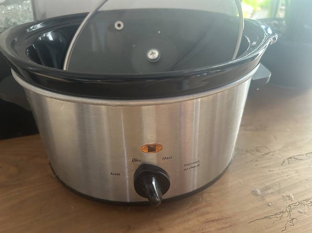 Elettrodomestici da cucina: Slowcooker – Usato da Frauenfeld venduto da Irene.Schuppli