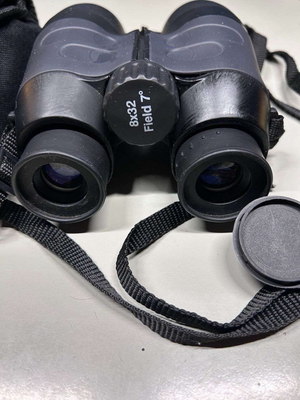 Binocoli: Binocolo compatto Eagle Eye 8x32 e Field 7 – Usato da Giubiasco venduto da LorisVale 4