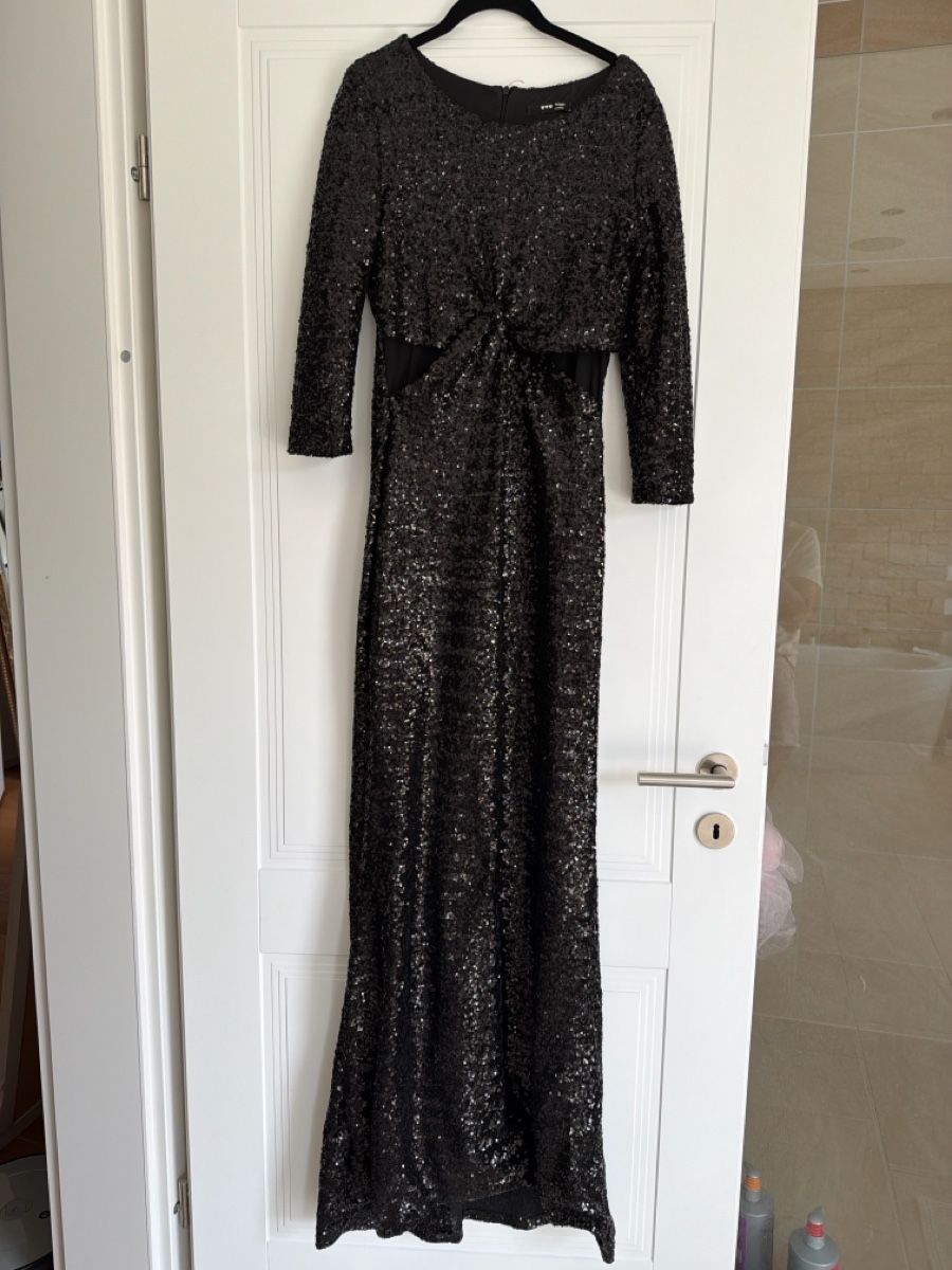 Vestiti: Fully lined black evening Dress – Usato da Stallikon venduto da RTagel