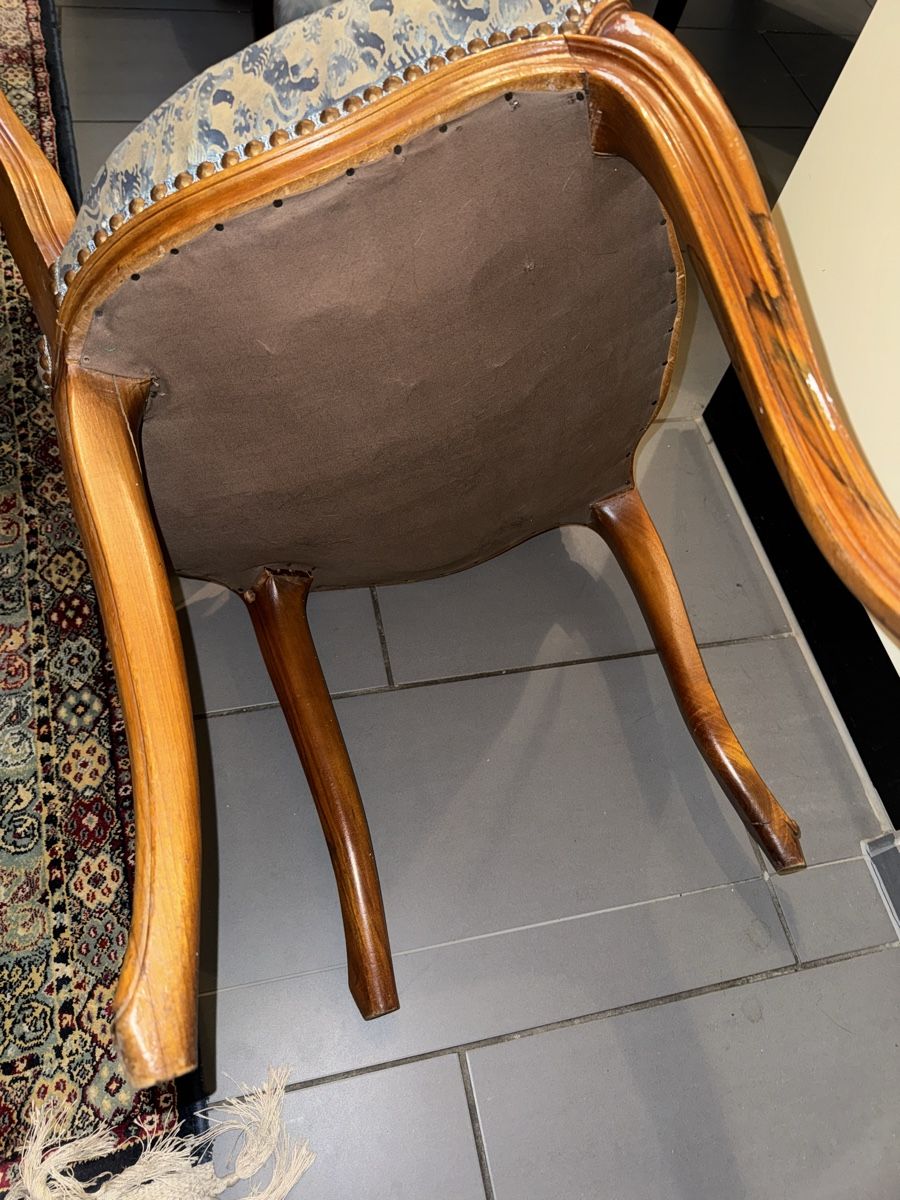 Chaises: Alte Stuhl gepolstert – D'occasion à Obfelden par cesarina10 4