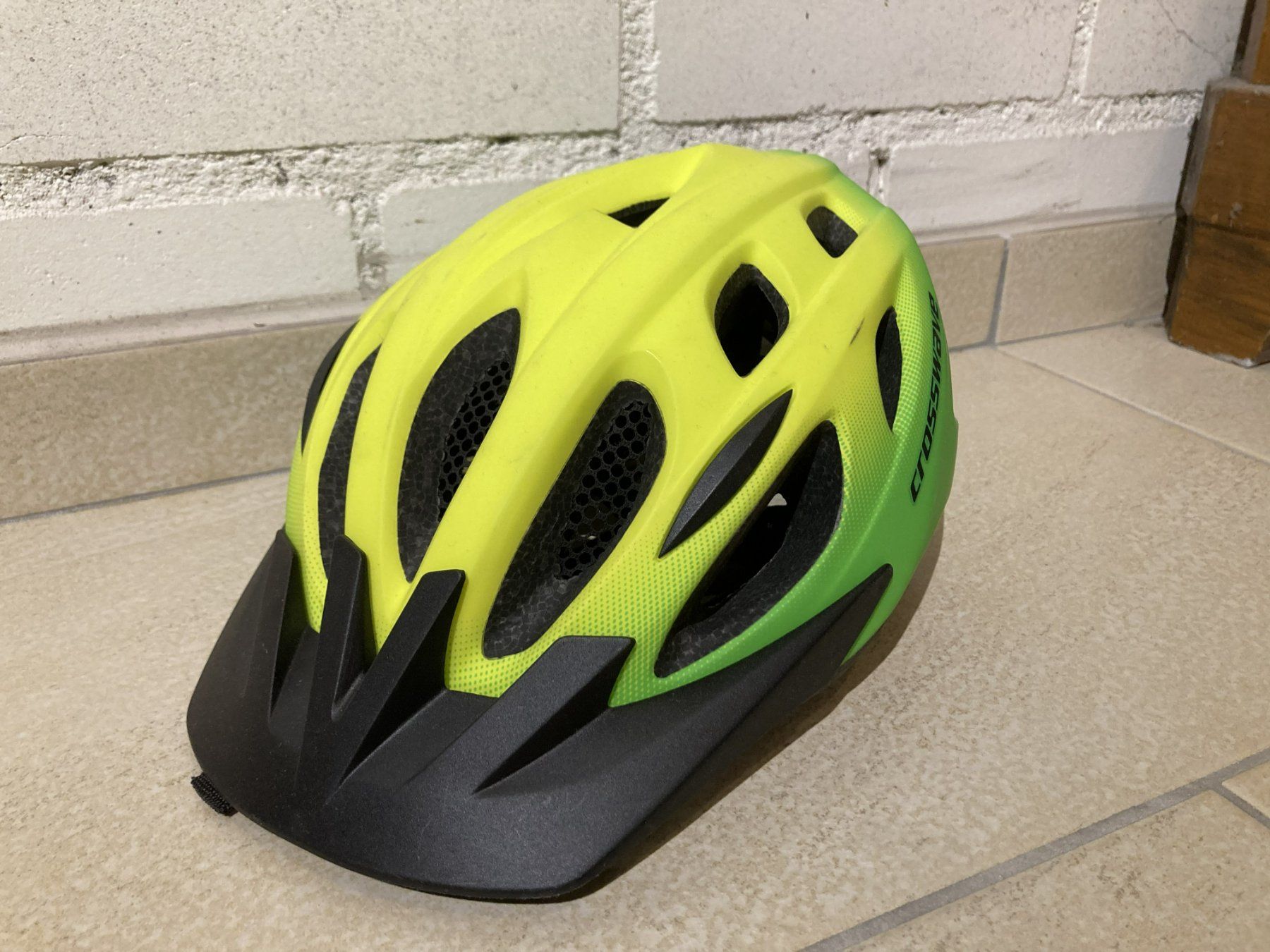 Crosswave Helme: Velohelm Kinder – Neu (gemäss Beschreibung) aus Deitingen von Calimi 1