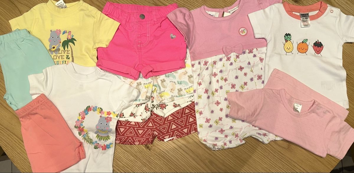 Lotti & Set di vestiti: Babykleider Mädchen Grösse 68 – Nuovo (secondo la descrizione) da Spiez venduto da Brnas 1