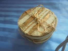 Geschenkbox mit Gold