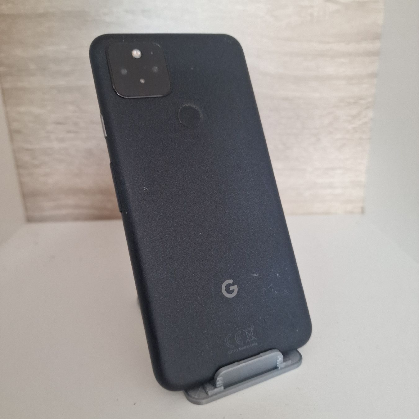 Google Telefoni cellulari / Smartphones: Google Pixel 5 – Difettoso da Pfäffikon ZH venduto da Tech-posten