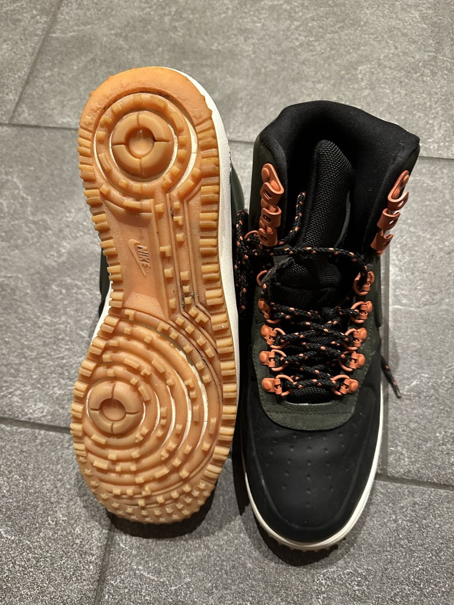 Nike Scarpe da uomo: Winterschuhe Grösse 42.5 – Usato da Liestal venduto da Superconny73 1