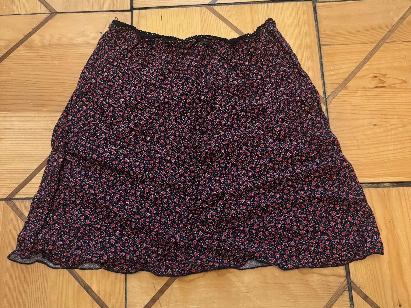 Brandy Melville Gonne: Brandy Melville Skirt – Usato da Zürich venduto da catemiranda