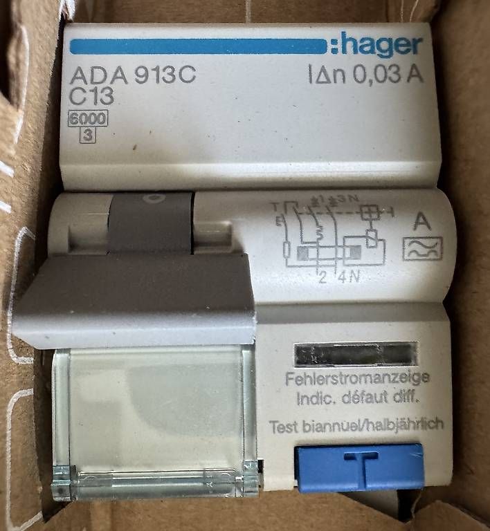 Hager Alimentazione elettrica: 2x Hager disjoncteur FI neuf – Nuovo e nell'imballaggio originale da Ste Croix venduto da Barjot 1