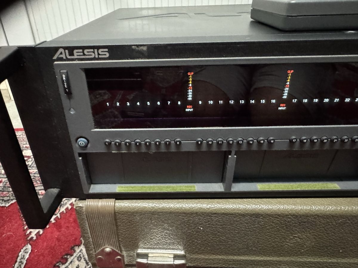 Lettore multimediale & Streamer: Alesis adat hd24 recorder – Usato da Zunzgen venduto da milesdavis76 1