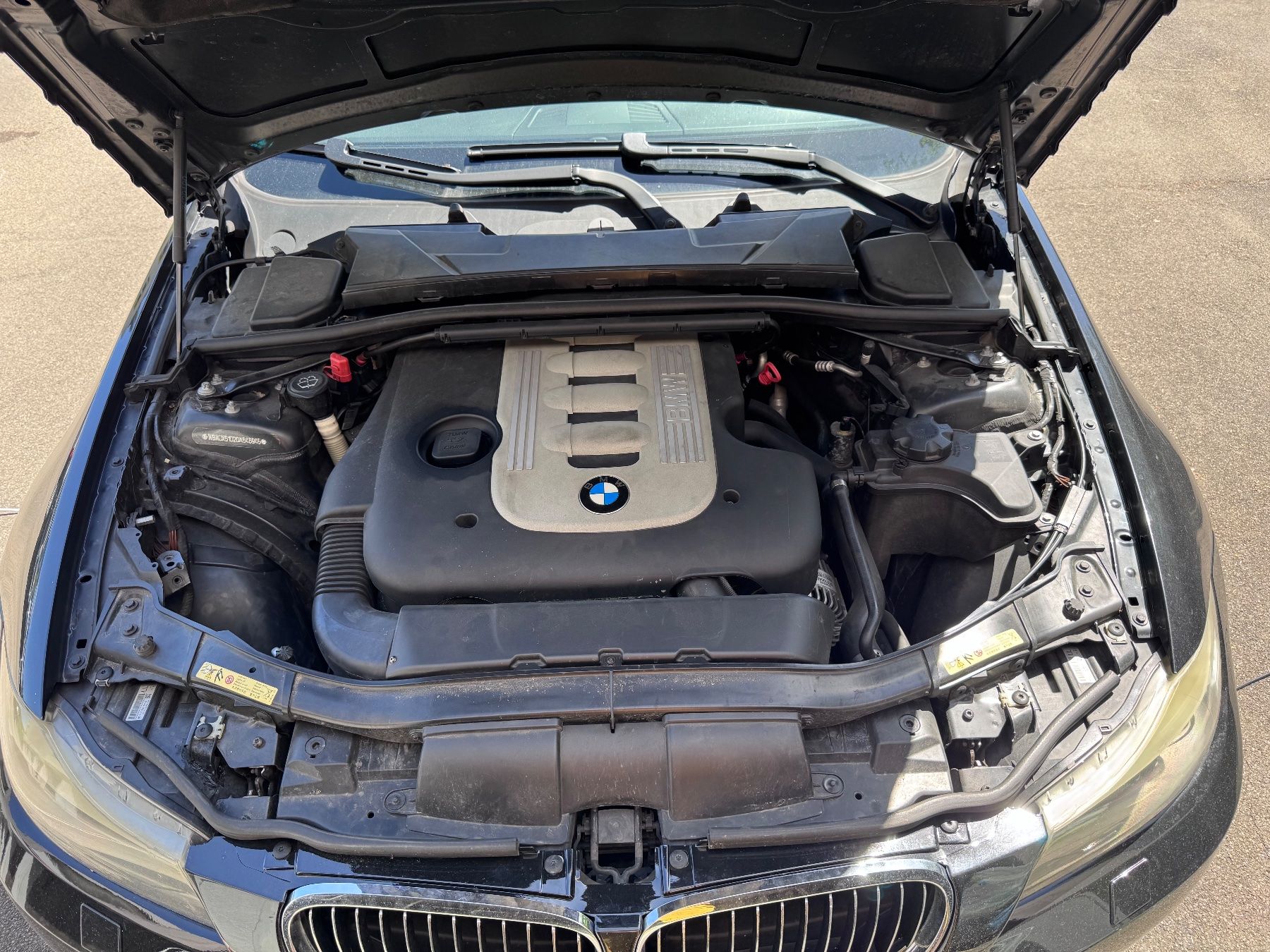 BMW Automobili: Für Export !!!  -BMW 325d Touring – Usato da Märstetten venduto da YNWA-pool 3