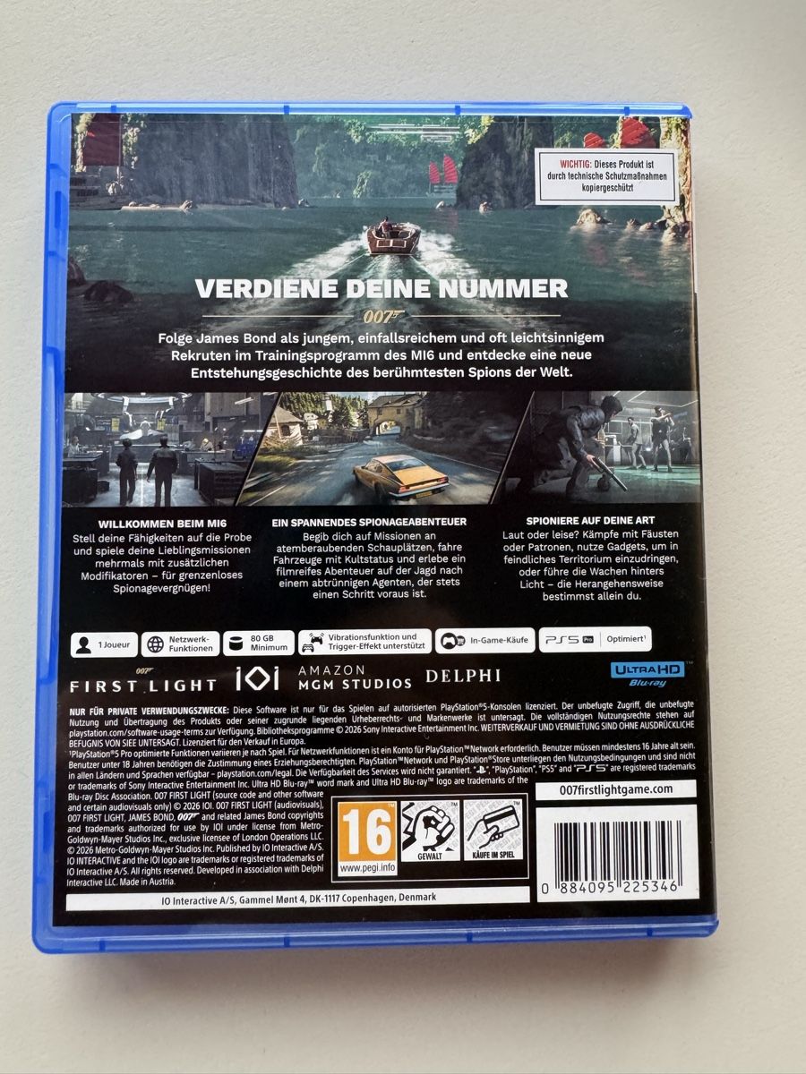 Jeux: FIRST LIGHT 007 PS5 – D'occasion à Galgenen par Miwik 1