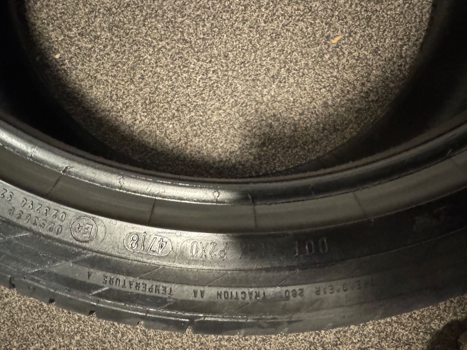 Continental Pneumatici & Ruote complete: 245/40R20 – Usato da Widen venduto da Dinero02 4