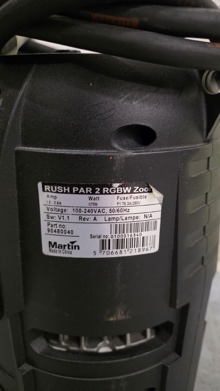 Martin Lampen: Martin Rush Par 2RGBW Zoom – Gebraucht aus Muttenz von ove_l8kb