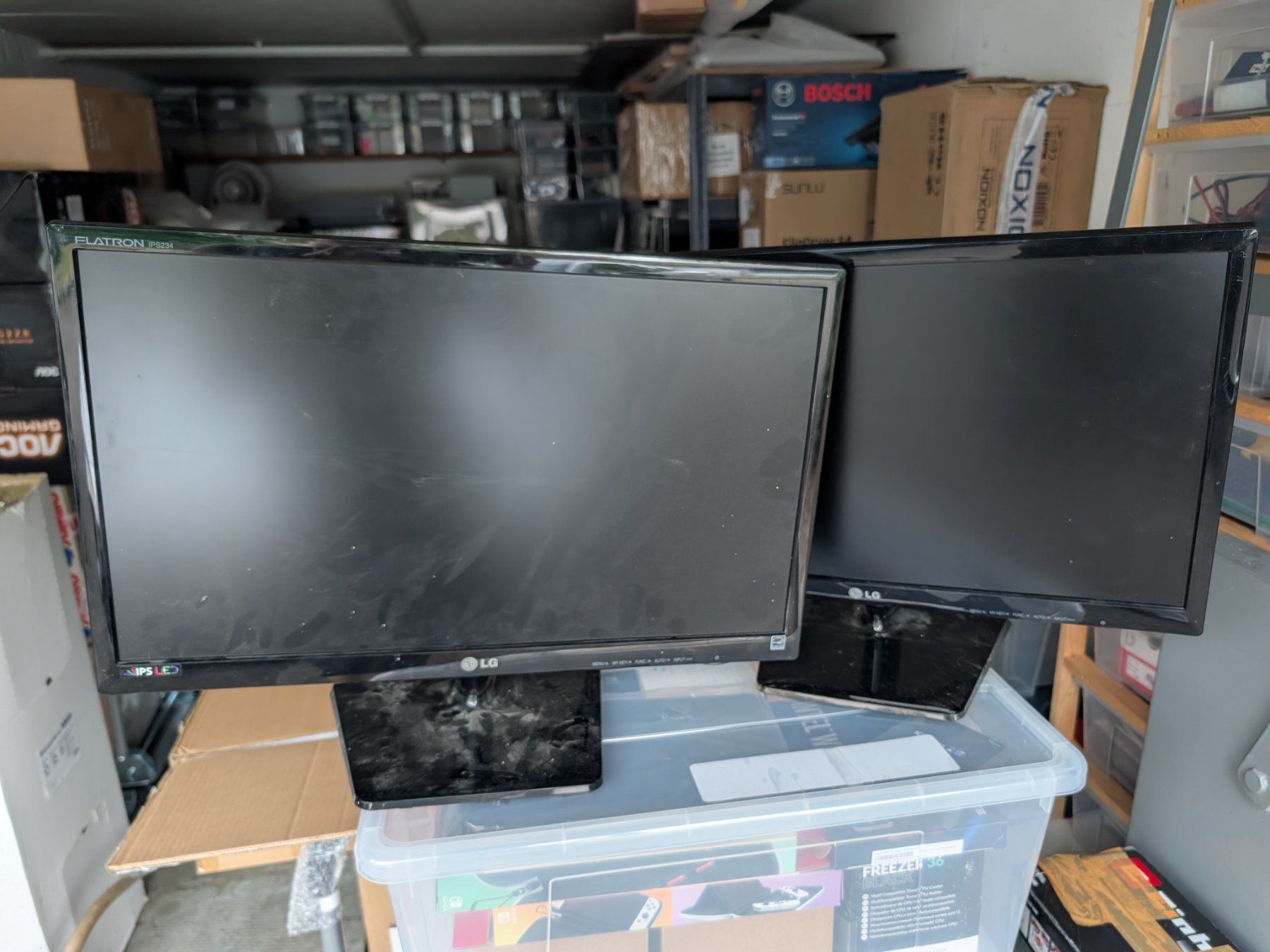 LG Monitor: 2x LG Monitore Flatron IPS234V – Usato da Bettlach venduto da Fderation