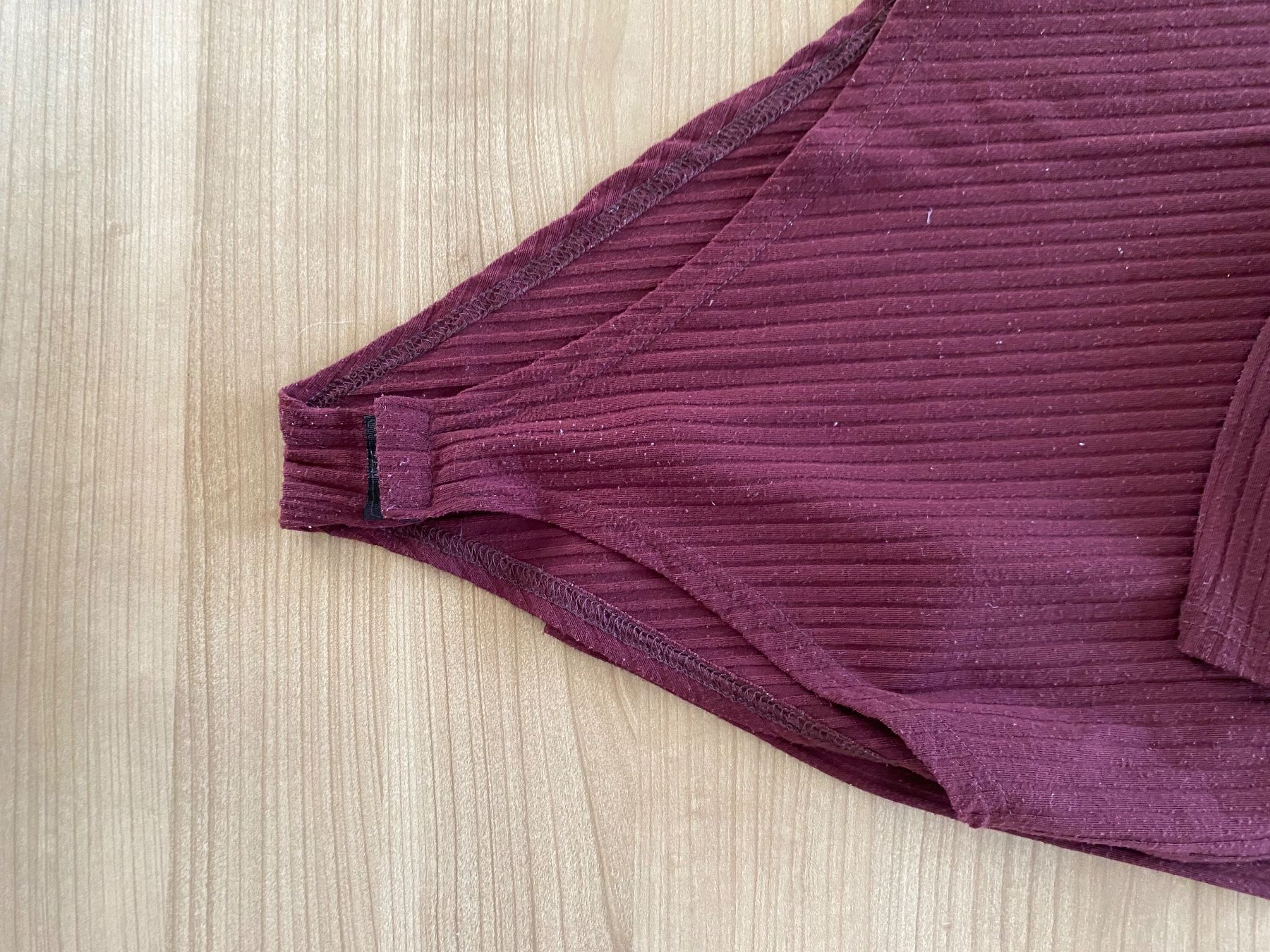 Top: Weinrot Body, Grösse 38 – Usato da La Tour-de-Peilz venduto da leu_hnf6 3