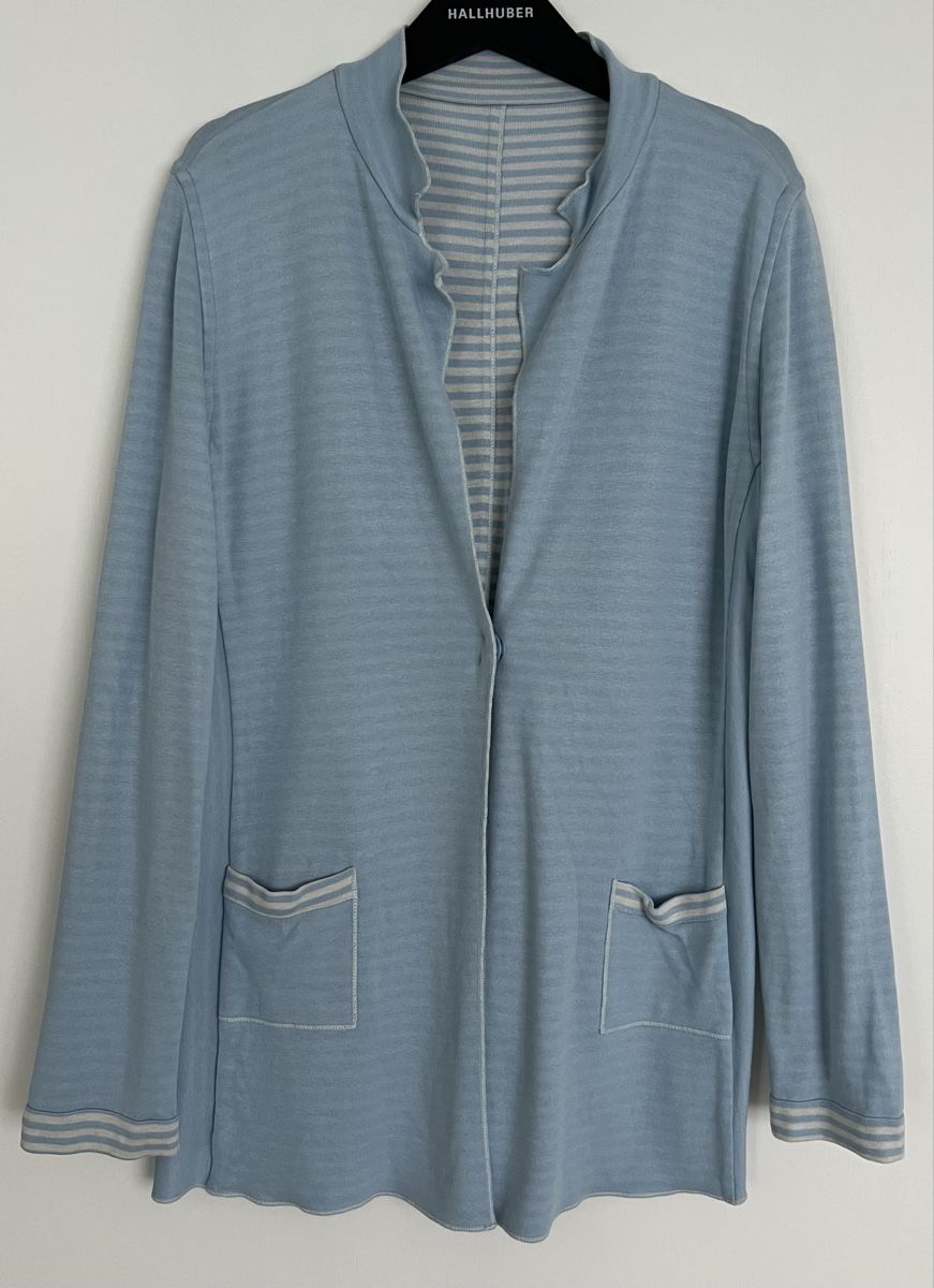 Jacken: Damen Wendeblaser hellblau  – Gebraucht aus Uster von Family_Boutique
