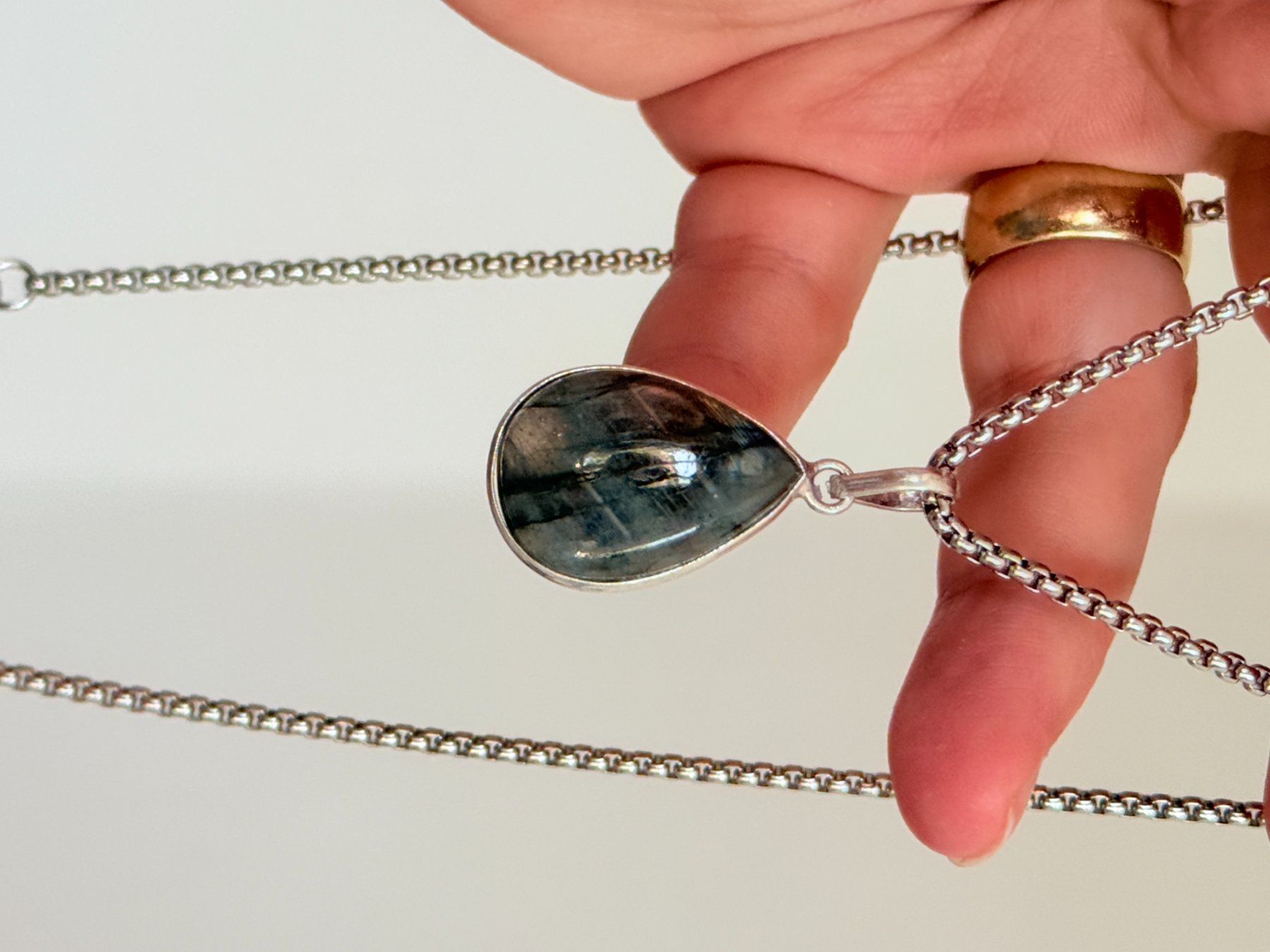 Catenine: Labradorite necklace – Nuovo e nell'imballaggio originale da Genève venduto da AGBERG 7