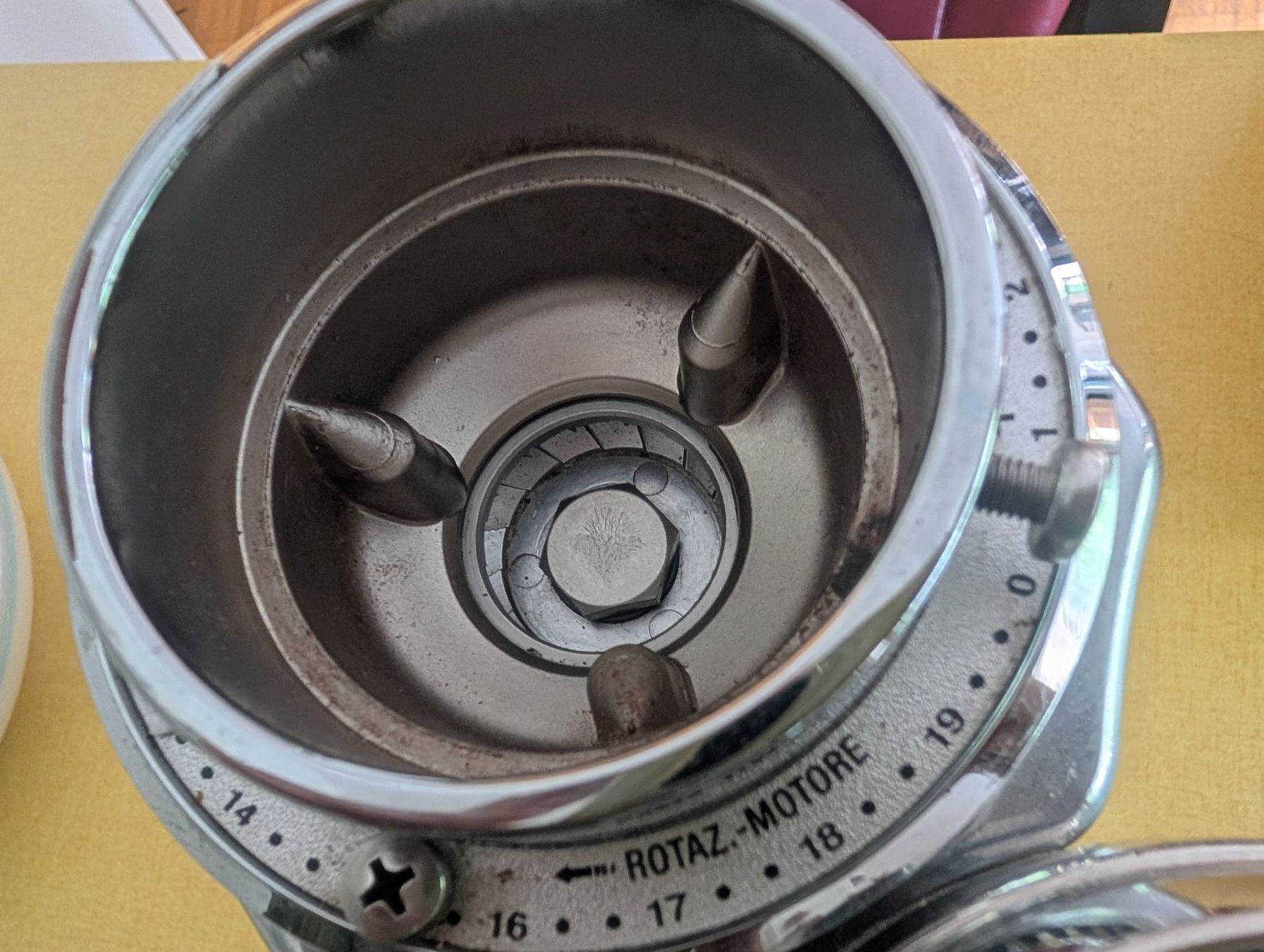 Elettrodomestici da cucina: Espresso Mühle Quamar Q50 – Usato da Zürich venduto da noskule 2