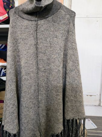 Poncho Damen