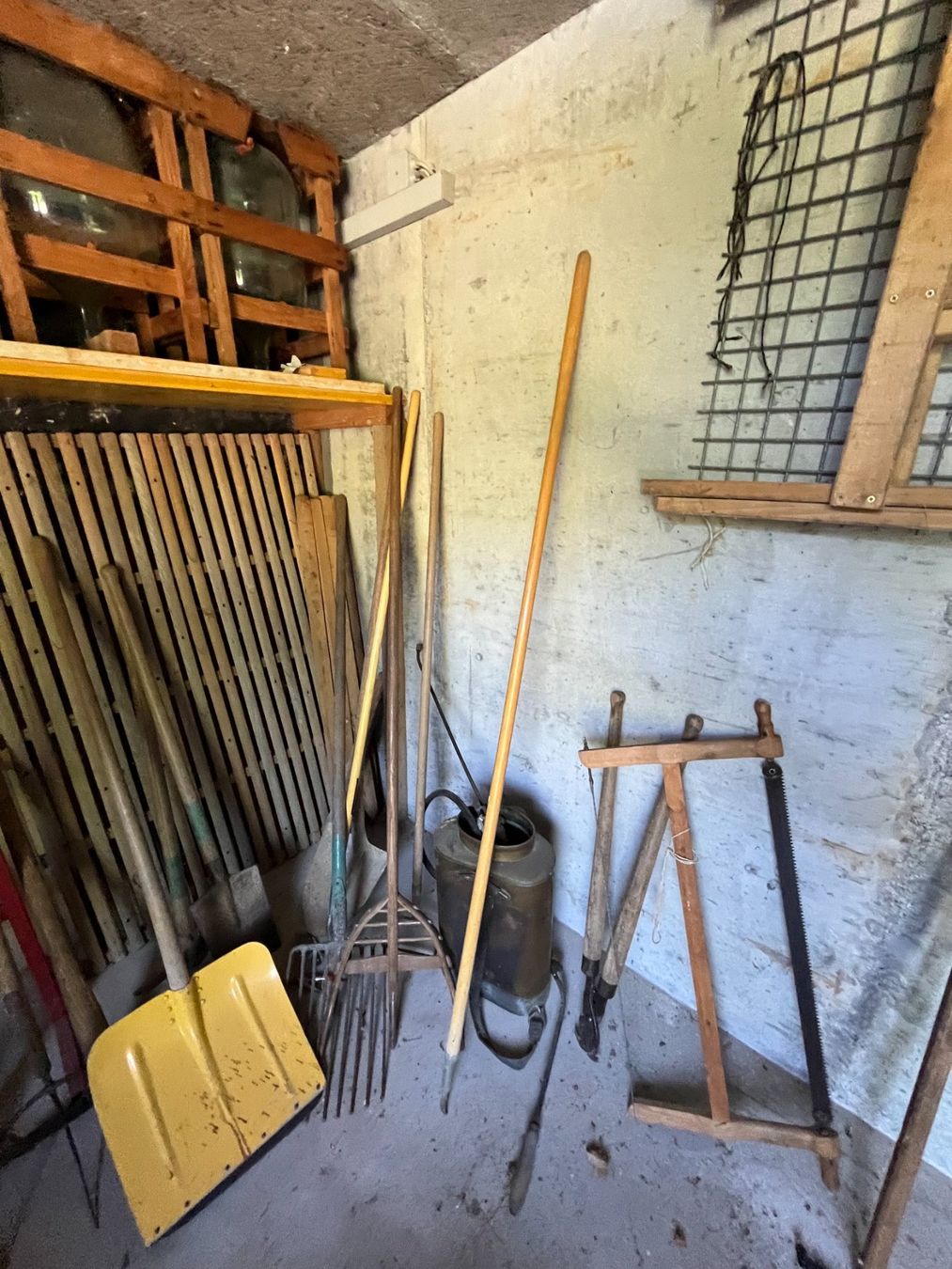 Alle Werkzeuge: Grosse Gartenwerkzeug-Sammlung – Gebraucht aus Leuggern von Yzerman2 1