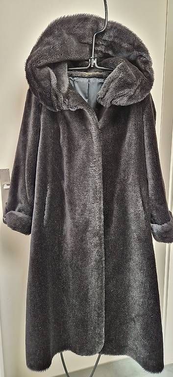 Peter Hahn Cappotti: Vitage - Mantel Alpaca/Mohair – Usato da Arbon venduto da Eri17