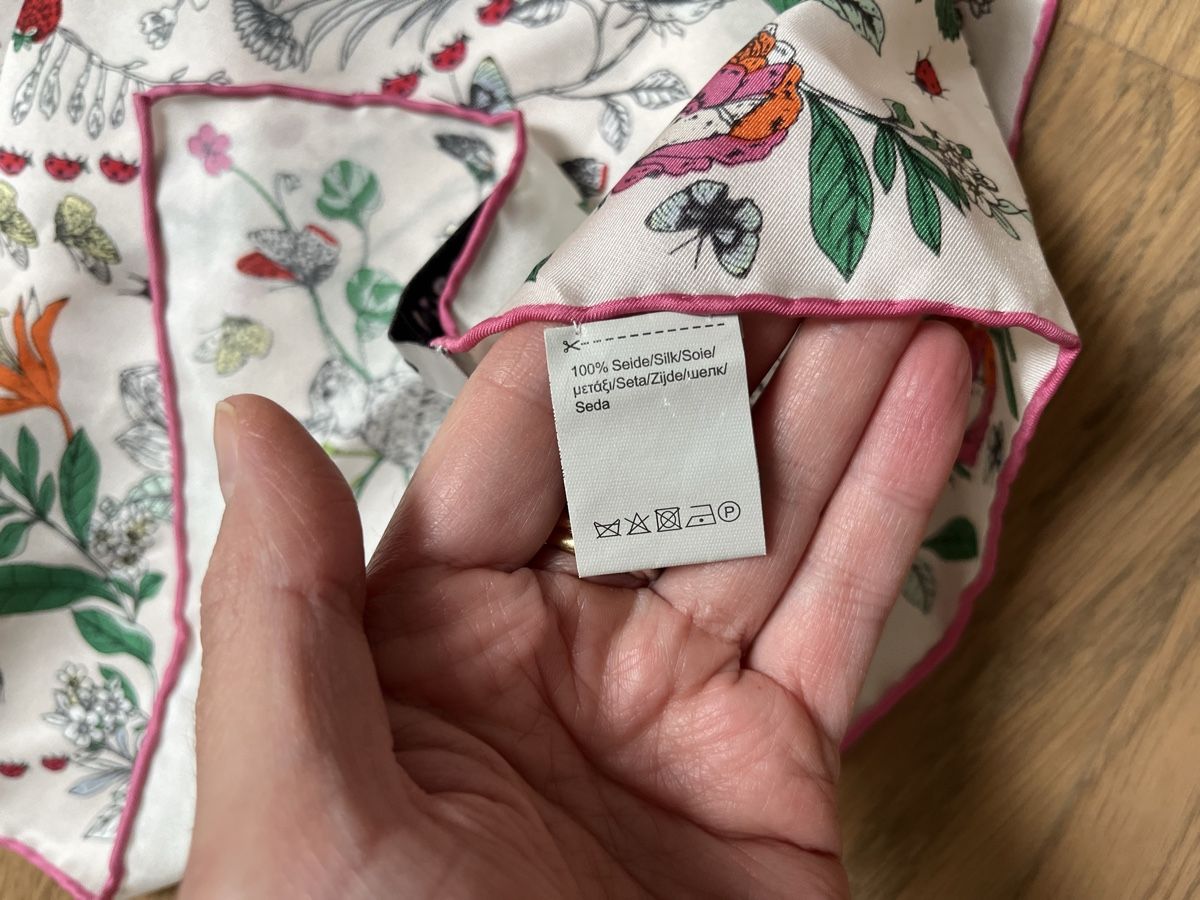 Codello Foulard & Sciarpe: Codello Seidentuch ungetragen – Nuovo (secondo la descrizione) da Immensee venduto da dal94 1