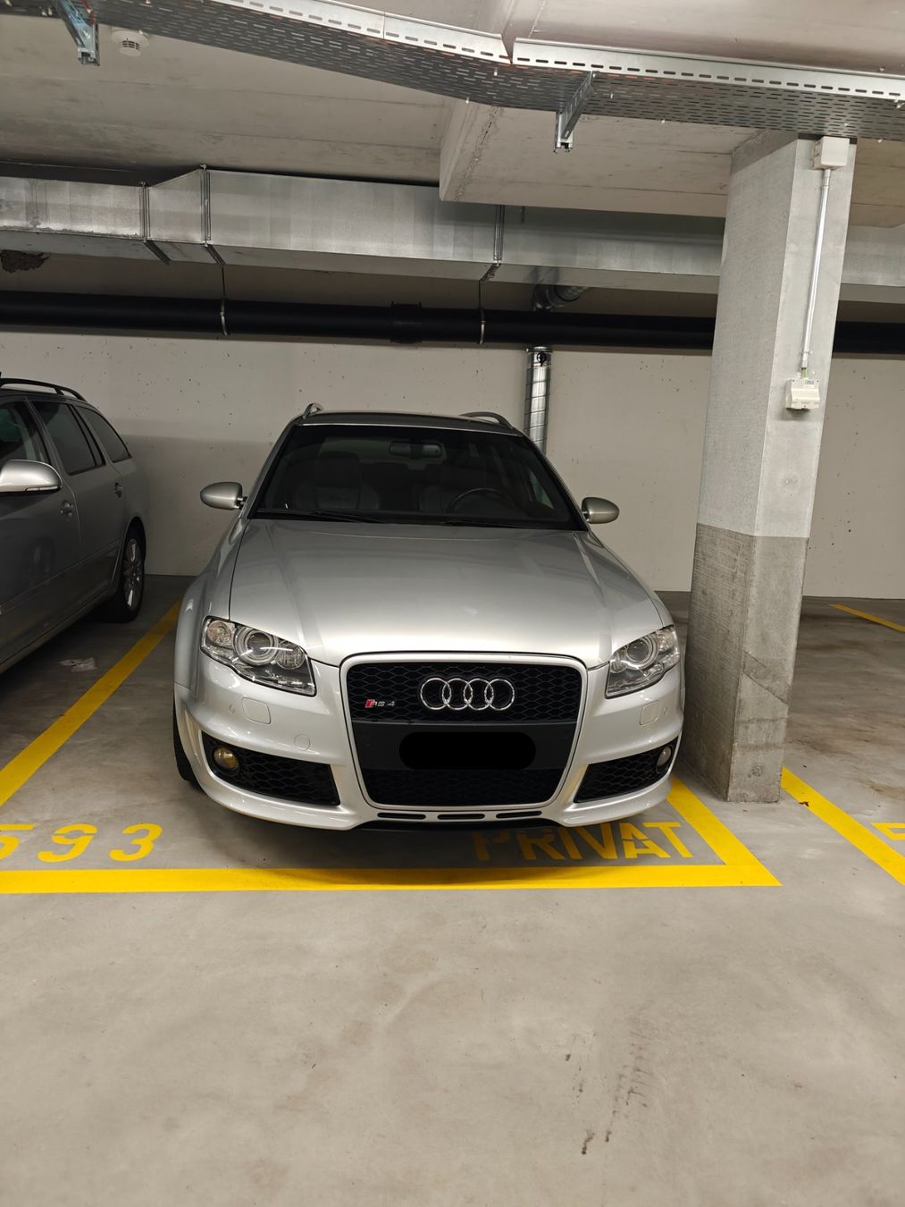 Audi Automobili: RS4 B7 Avant – Usato da Zürich venduto da LL94
