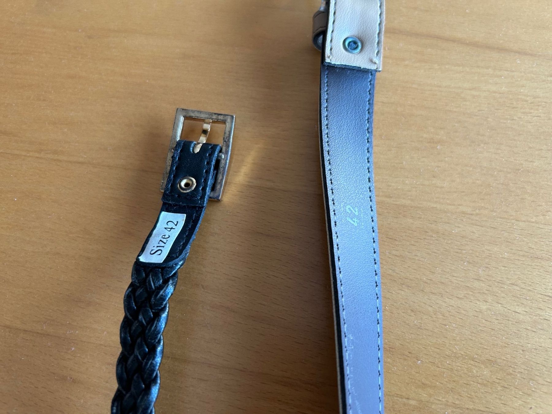 Cinture: Zwei Damengürtel in schwarz und beige – Usato da Hagendorn venduto da Teora66 4