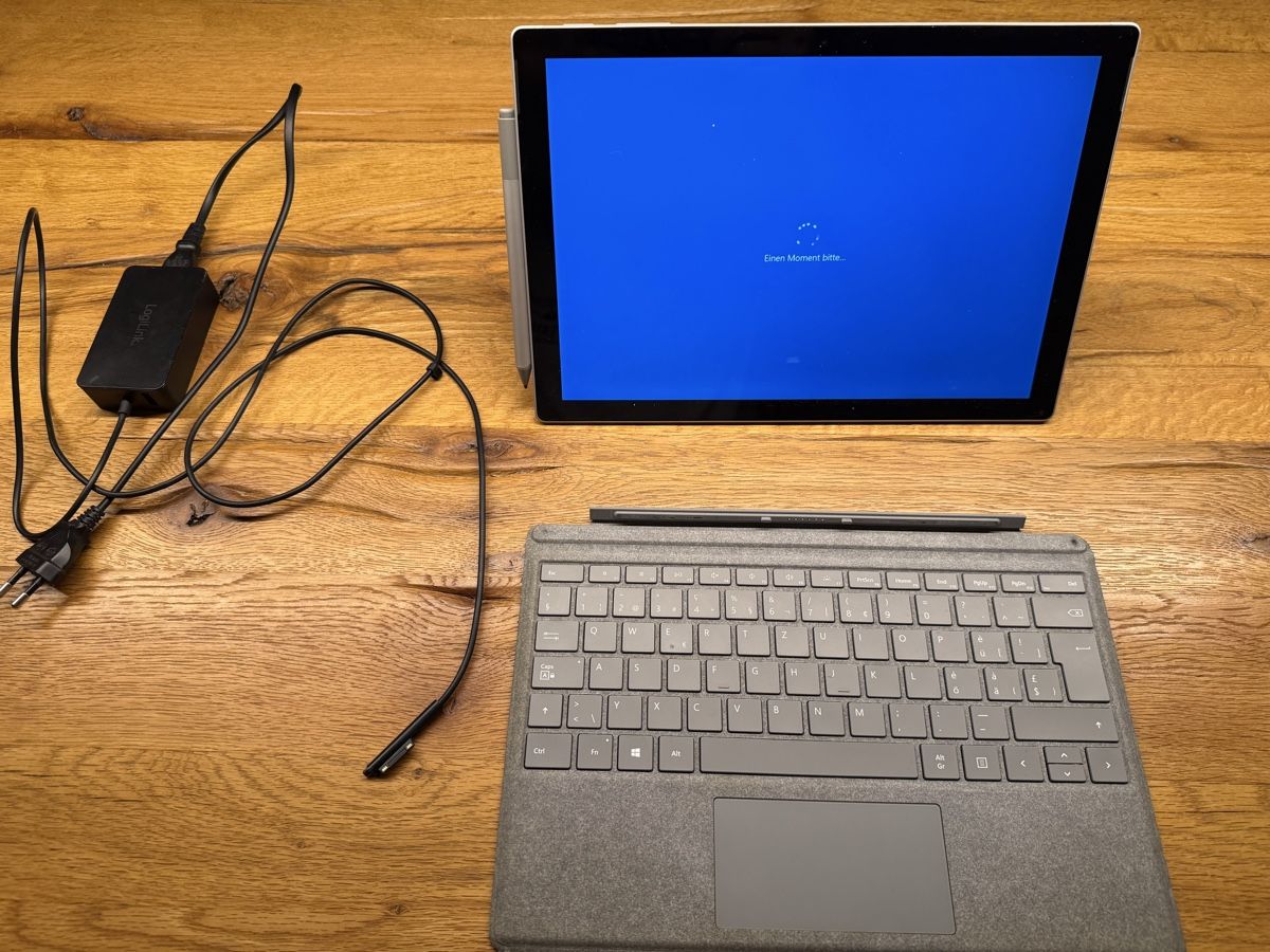 Microsoft Tablet PC: Microsoft Surface Pro 5. Generation  – Usato da Olten venduto da atzeminator 3