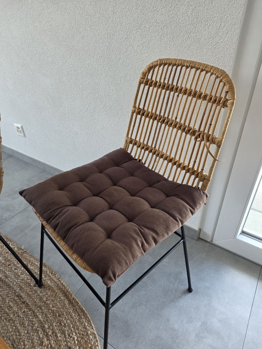 Set di tavolo e panche: Table et chaises – Usato da Vétroz venduto da tgu_2rjn 3