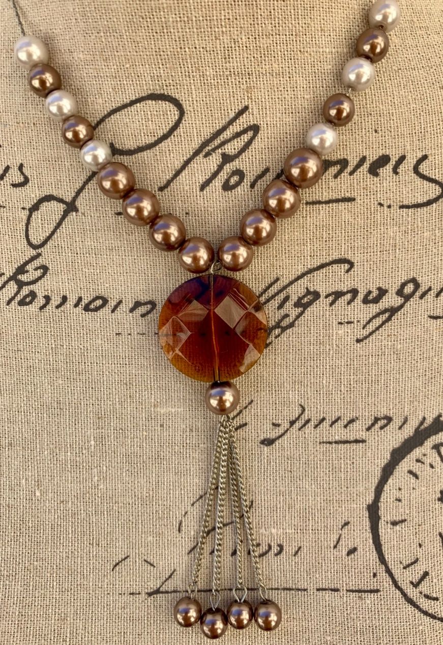 Catenine: Superbe collier LDADPR effet perle et verre brun taillé – Nuovo (secondo la descrizione) da Martigny venduto da only__you