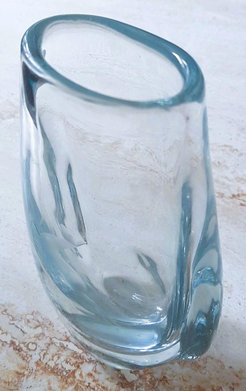 Vasen & Gefässe: Sehr schöne Blumenvase, Glas mit eingraviertem Pferd – Gebraucht aus Winterthur von Joschko 1