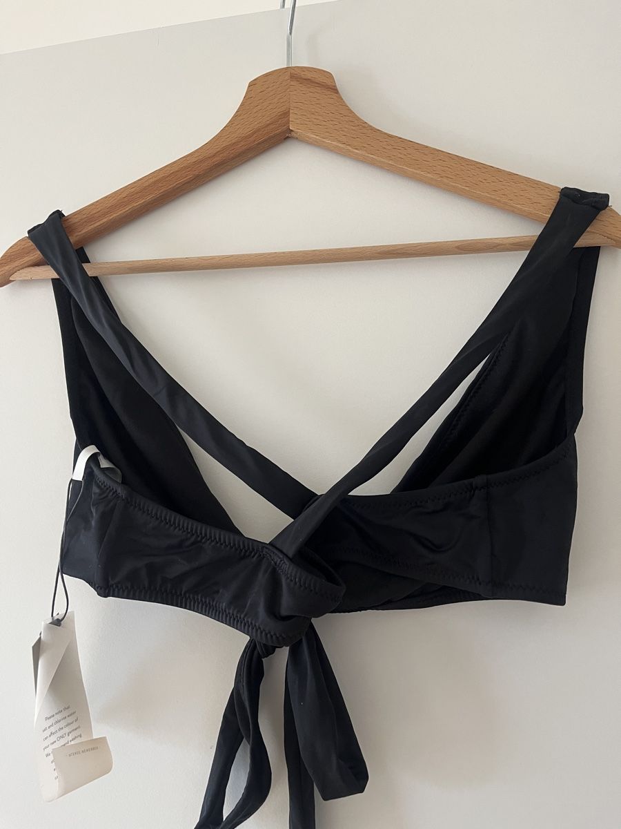 Only Costumi da bagno & Bikini: Bikini-Oberteil NEU – Nuovo e nell'imballaggio originale da Allschwil venduto da MaloseS08 3