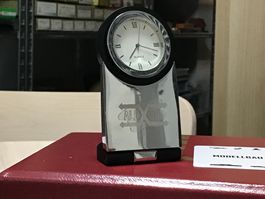 Edle Tischuhr "ALL COM" Quartz, neuwertig, für Büro/Home ...