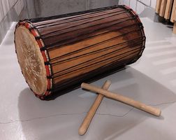 Afrikanische Basstrommel / Zylindertrommel / Dundun