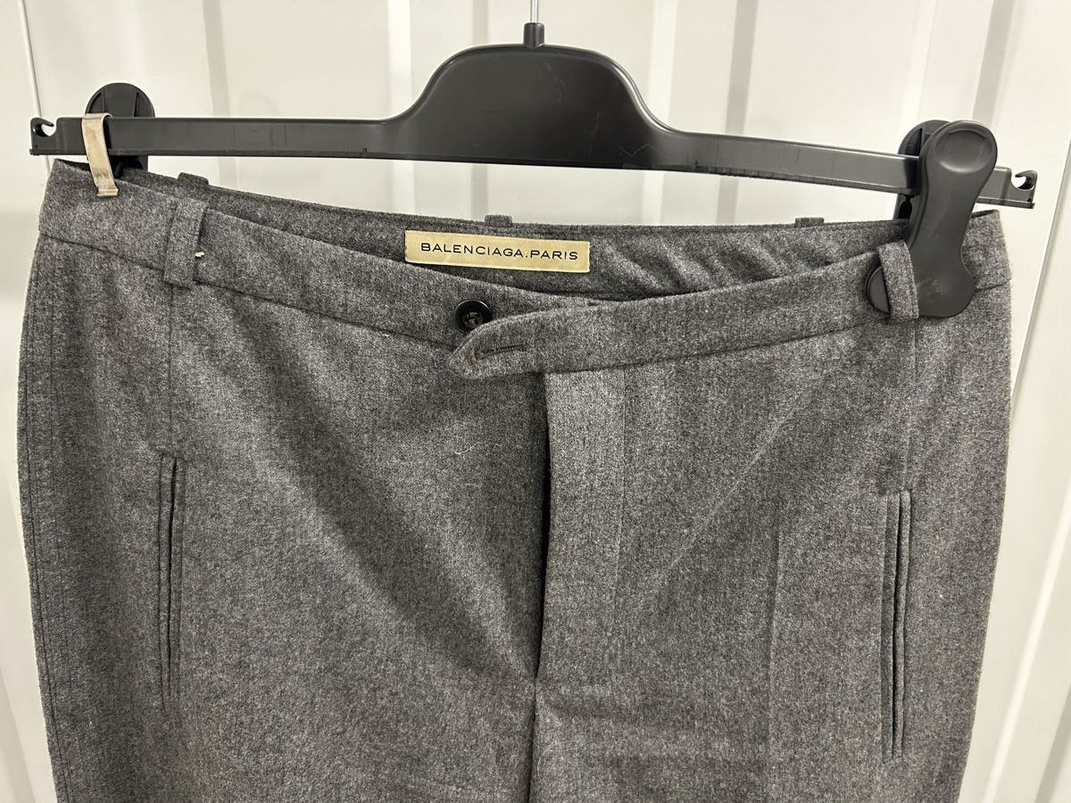 Balenciaga Hosen: Balenciaga Paris Design Hose grau, Viscose – Gebraucht aus Bern von floorball_zoro 1