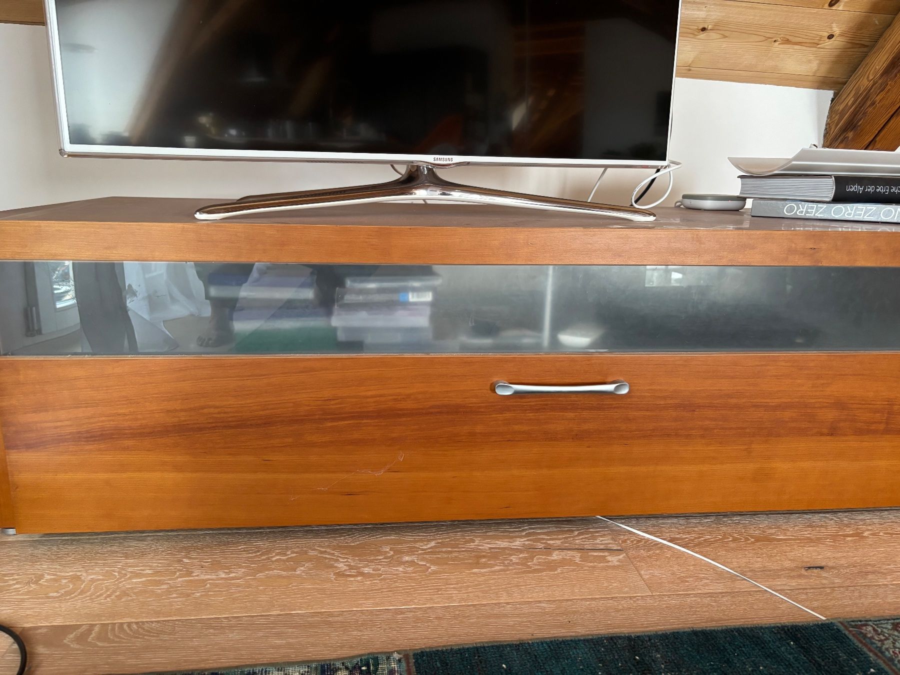 Mobili TV: TV Möbel - nussbraun mit Schublade – Usato da Weinfelden venduto da stella79 1