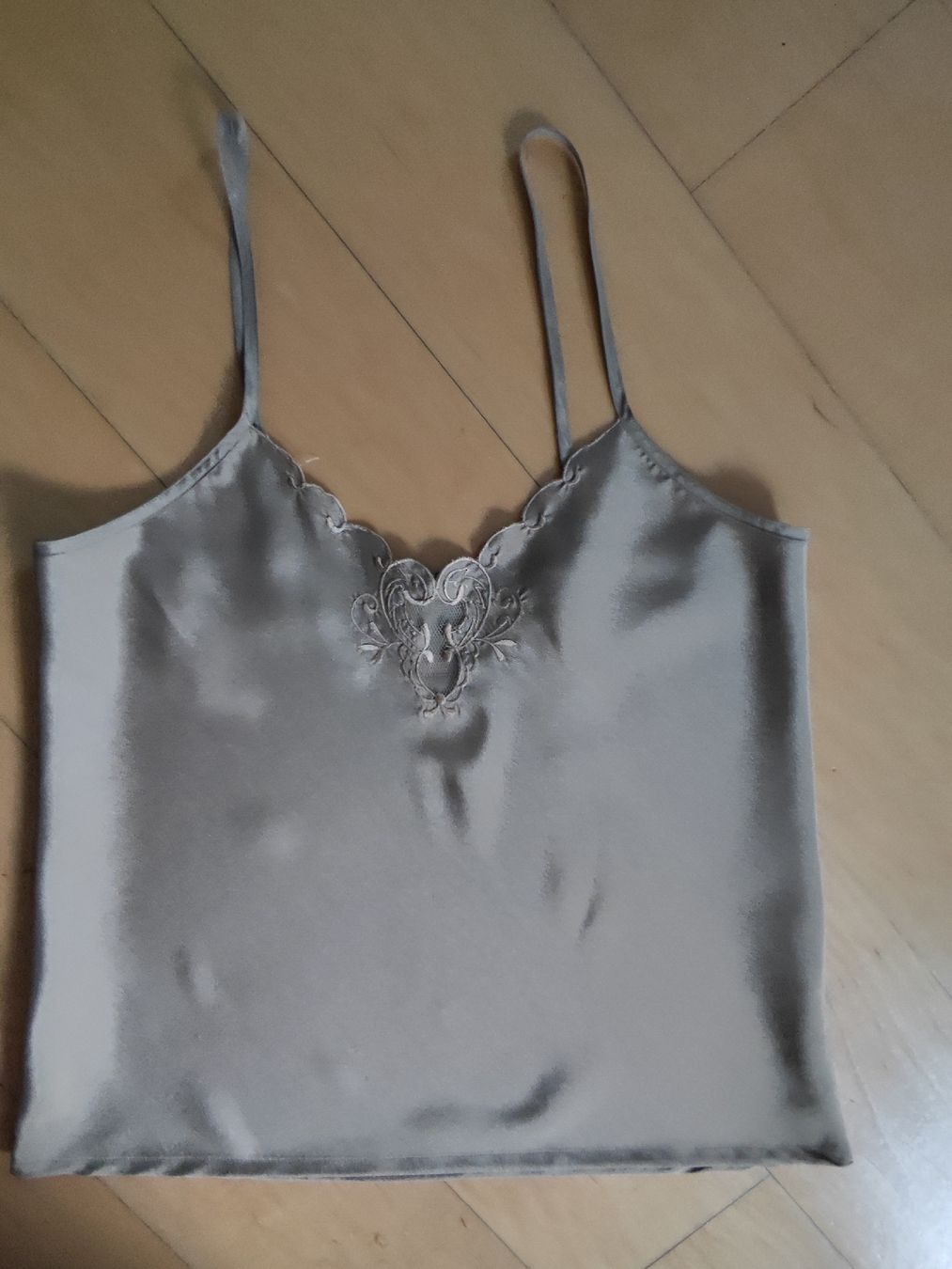 Top: 2 Tops Trägershirts M – Usato da Rheinfelden venduto da Sandra220 1