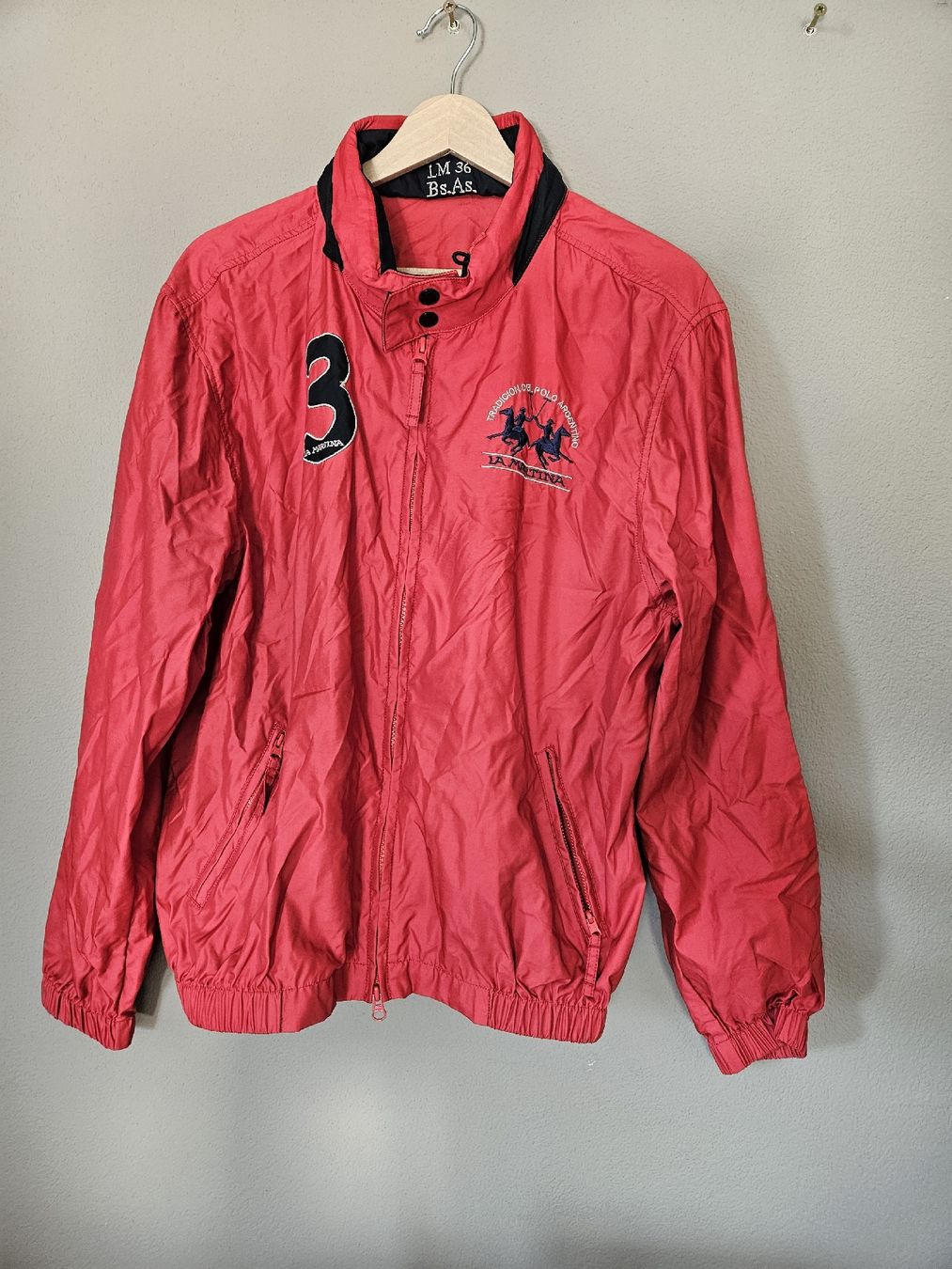 La Martina Giacche: La Martina Jacke Übergangsjacke rot  – Usato da Eschenbach SG venduto da MarThu