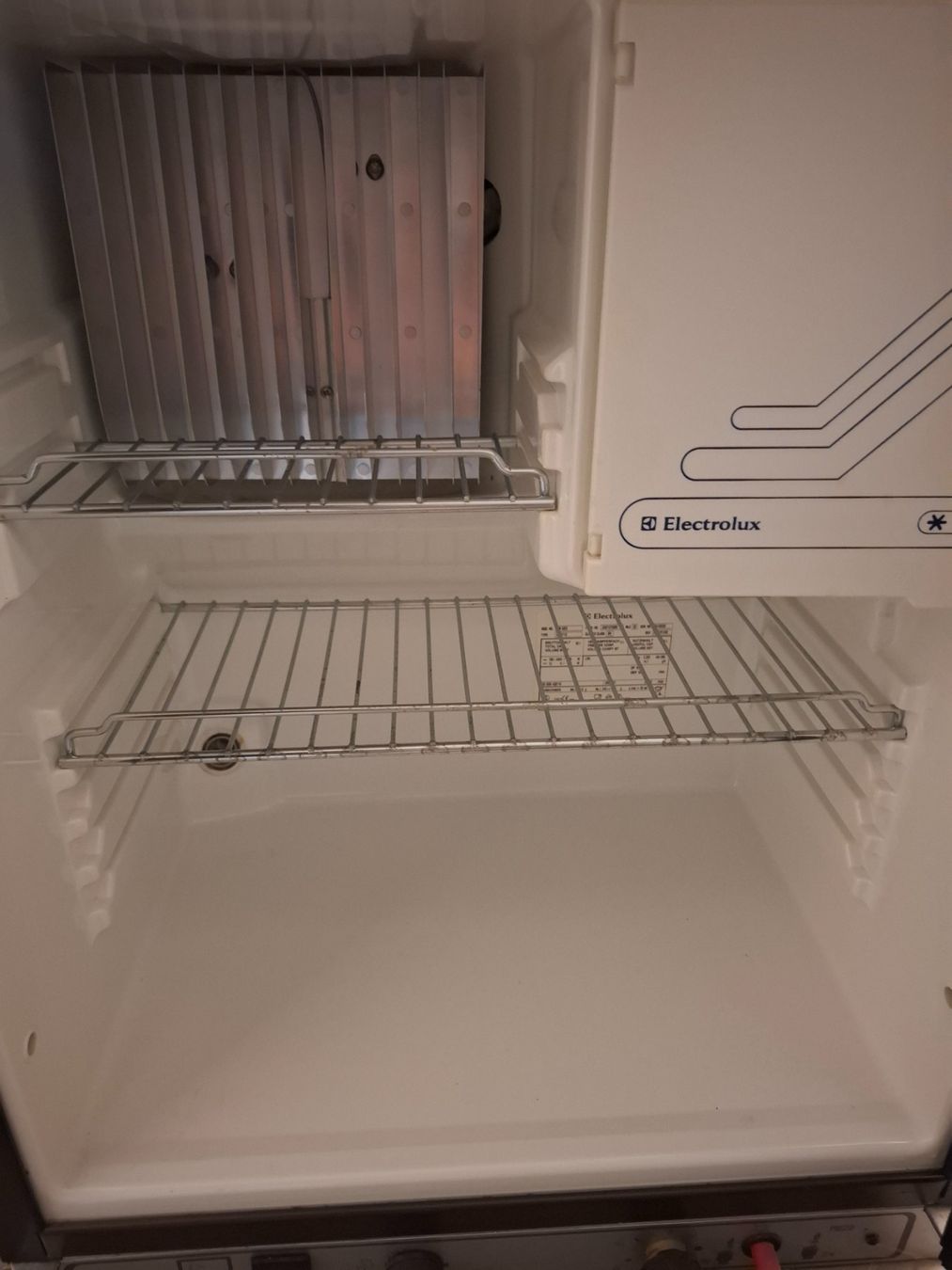 Electrolux Frigoriferi: Kühlschrank Mini – Usato da Flawil venduto da corinnetanner 4